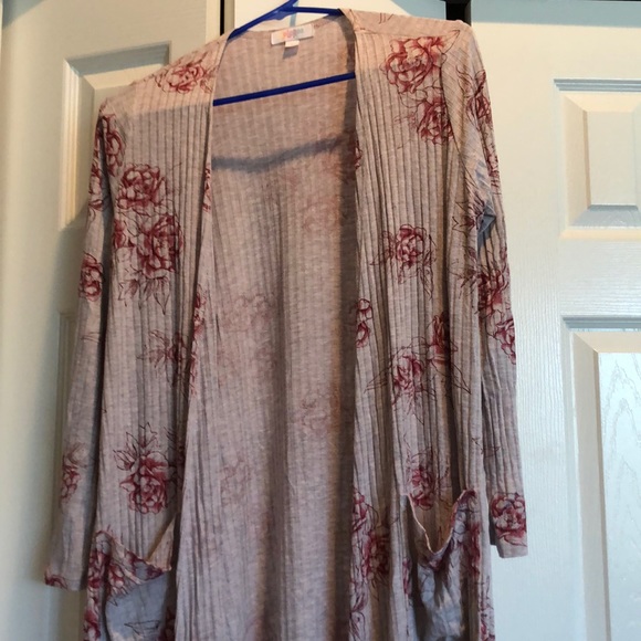 LulaRoe Sarah size small - Picture 1 of 3